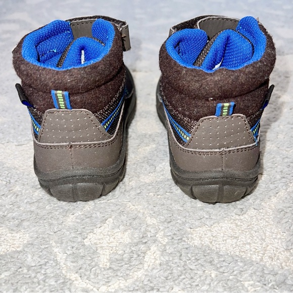 Oshkosh B’gosh Boots - Picture 8 of 9